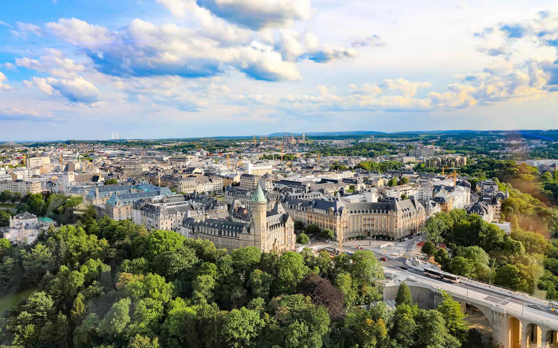 City Skyliner Luxembourg photo pic